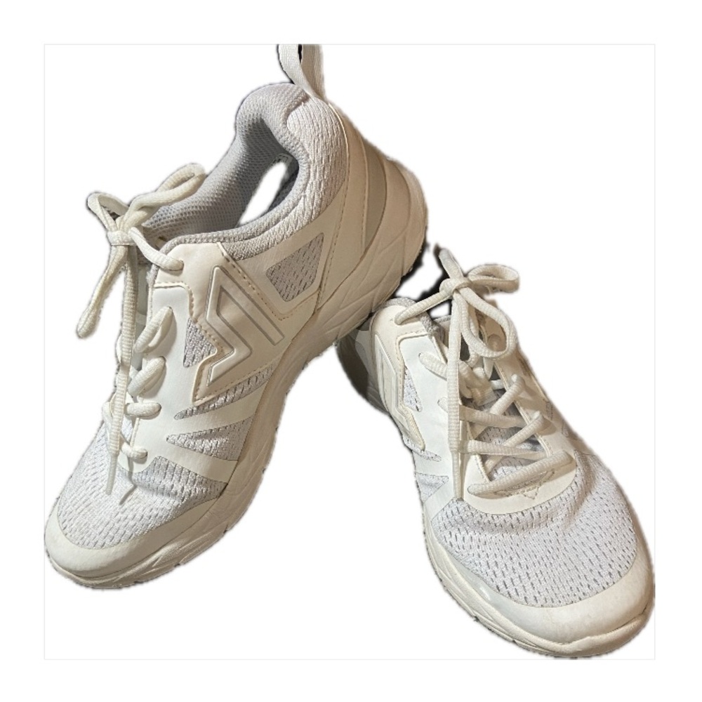 Vionic 335 miles athletic shoes. Size 7.5. White.